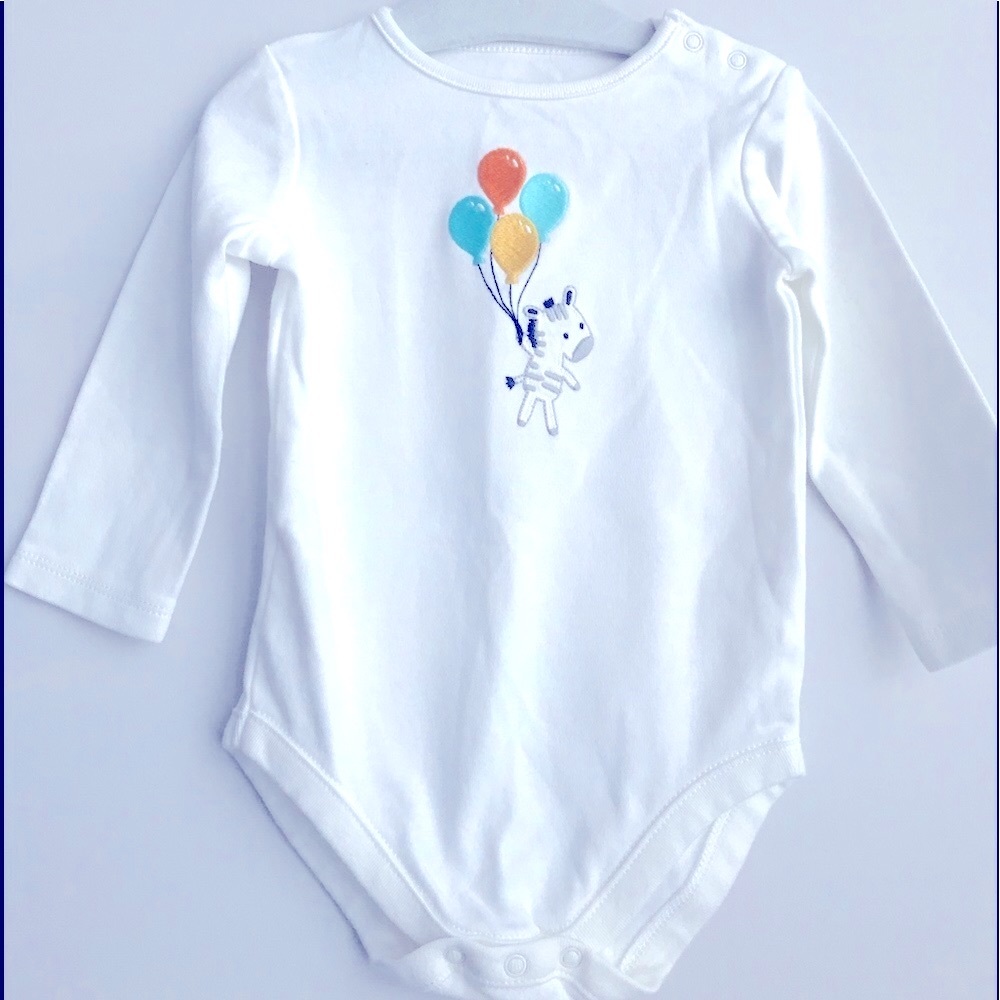 NWOT Gymboree 6-12 month onesie soft 100% white cotton